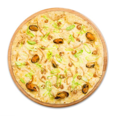 Pizza with Mussels